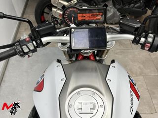 BMW R 1200 R 2016 22000 kms.