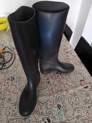 Chaleco 8-11 años y botas hípica Fouganza talla 37