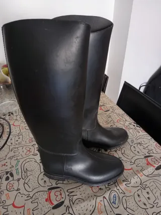 Chaleco 8-11 años y botas hípica Fouganza talla 37