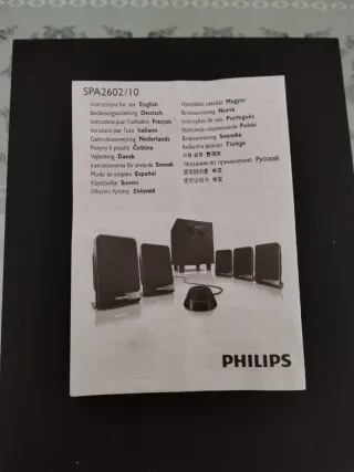 Philips Subwoofer y Altavoces Negros