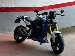 BMW F900R 2023