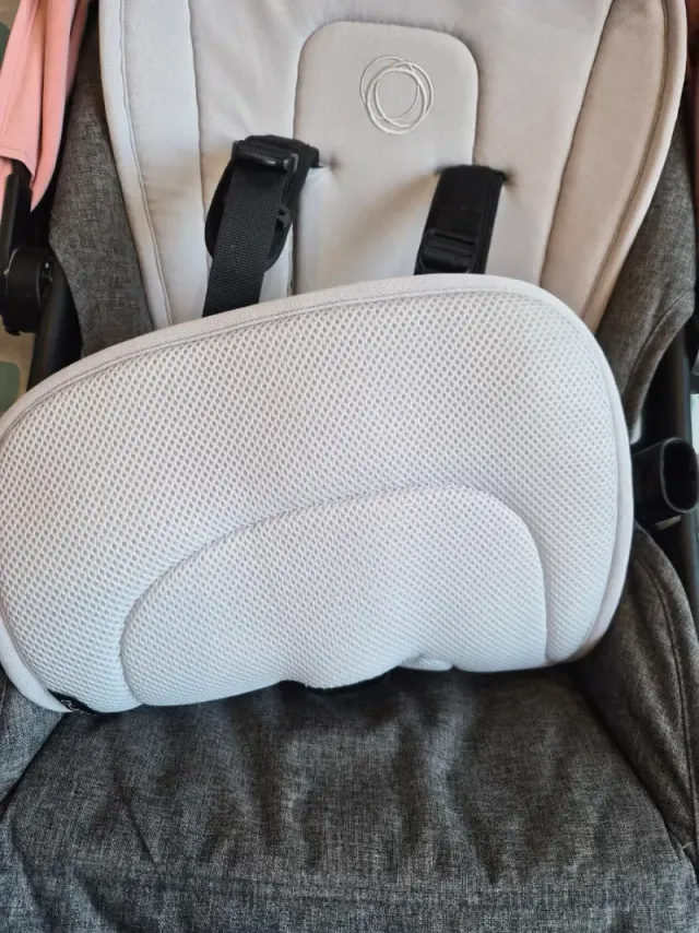 Colchoneta integral ventilada Bugaboo Gris Univers