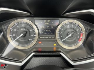 HONDA FORZA 350 2021 27497 kms.