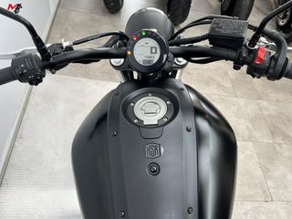 YAMAHA XSR700 2019 7981 kms.