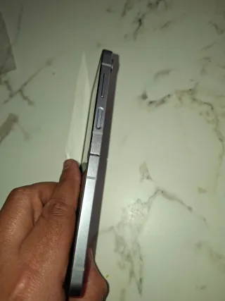 Samsung Galaxy Flip 6 SM-F741B 256GB Plata