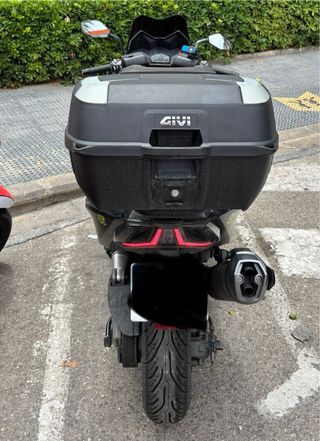 Kymco AK 550 2019 Negro