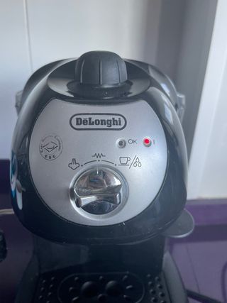 Cafetera DeLonghi para café molido