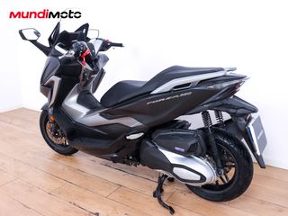 HONDA FORZA 350