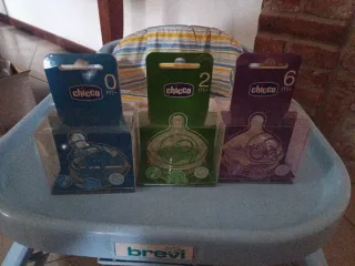 3 tettarelle Chicco 0, 2, 6 mesi