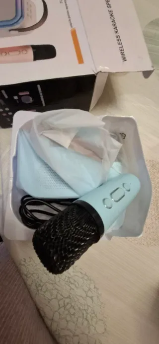 Altavoz Karaoke K12 + 2 Micros
