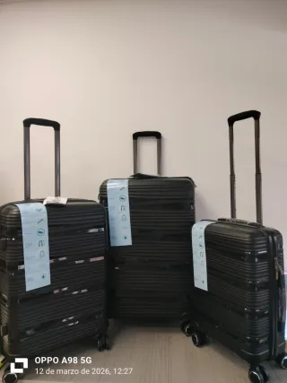 SE VENDE JUEGO DE 3MALETAS NUEVAS