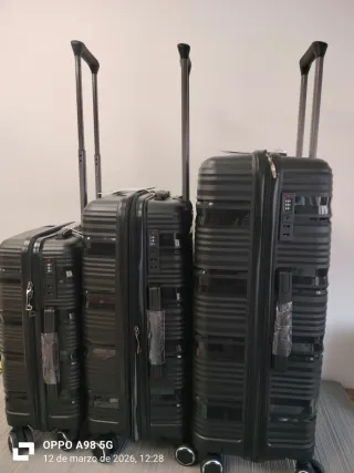 SE VENDE JUEGO DE 3MALETAS NUEVAS