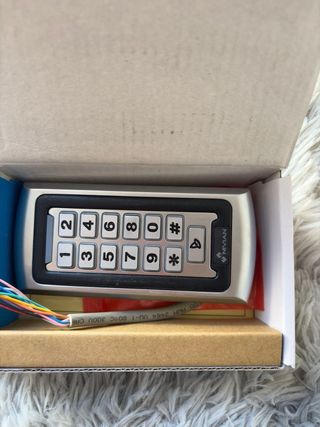 Control Acceso Tarjeta EM/Pin Wiegand 26