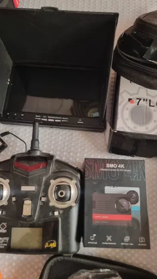 Attrezzatura Completa per Droni FPV