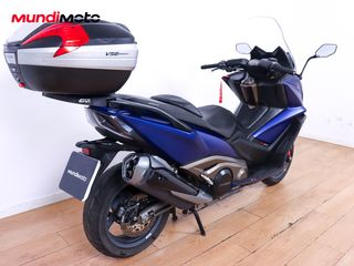 KYMCO AK 550