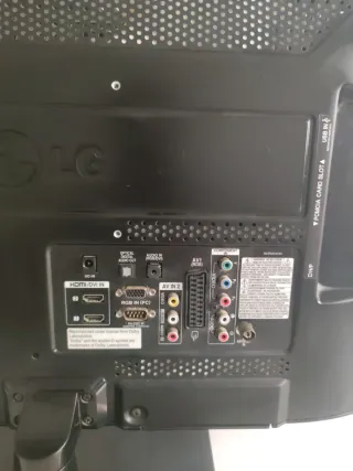 Televisor LG Negro (No enciende)