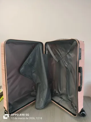 SE VENDE JUEGO DE 3MALETAS NUEVAS