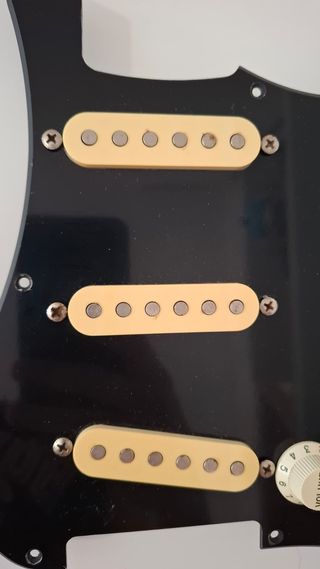 Golpeador Fernandes R-9 Vintage 62 MIJ