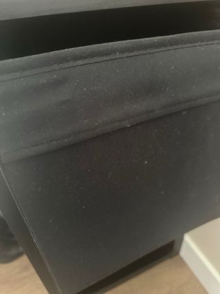 Cajón de tela negro