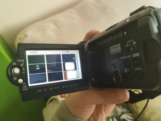 Videocámara JVC 3CCD Hard Disk Drive