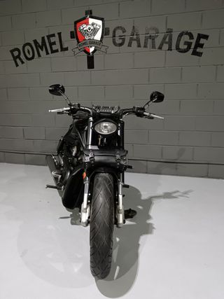 Harley Davidson V-Rod Negra