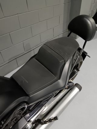 Harley Davidson V-Rod Negra