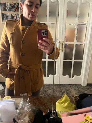 Abrigo Kenny S. Talla M Mostaza