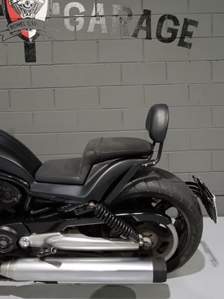 Harley-Davidson V-Rod Negra