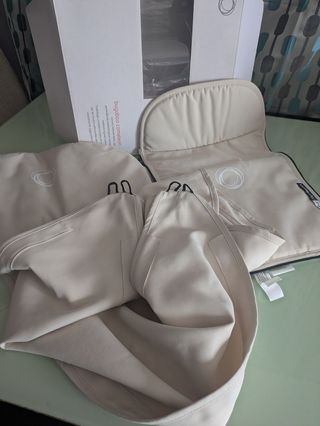 CAPOTA, CUBRE SILLA Y CAPAZO MARFIL BUGABOO CAM