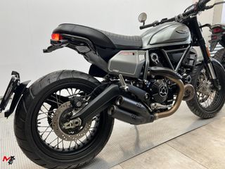DUCATI SCRAMBLER NIGHT SHIFT 2021 10870 kms.