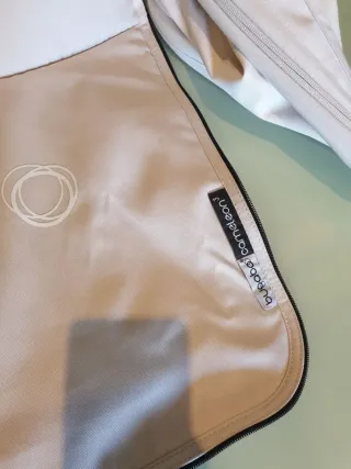 CAPOTA EXTENSIBLE Y CUBRE CAPAZO MARFIL BUGABOO