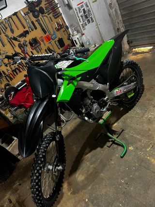 Kawasaki 250 KXF Motocross