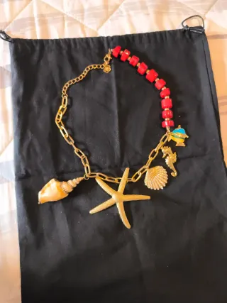 Collar marino de Cuplé, dorado con abalorios