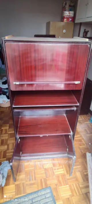 Mueble de salón madera de Cerezo.