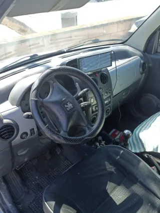 Peugeot e-Partner 2004