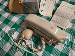 Telefono fisso Alpha-tek con scatola