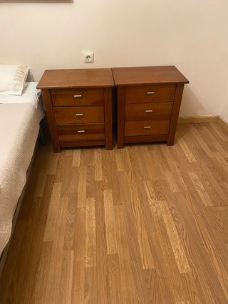 Comodini in legno (2 unità)