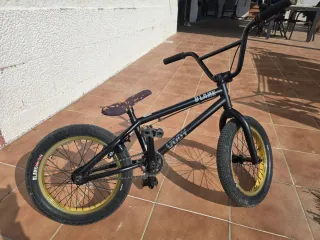 Bicicleta BMX Blank 16 Negra