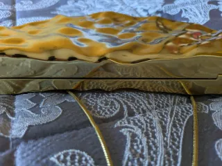 Bolso fiesta Zara dorado metalizado