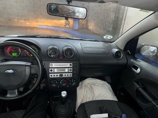 Ford Fiesta 2004
