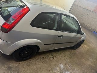 Ford Fiesta 2004