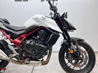 HONDA CB 750 HORNET 35 KW 2025 3500 kms.
