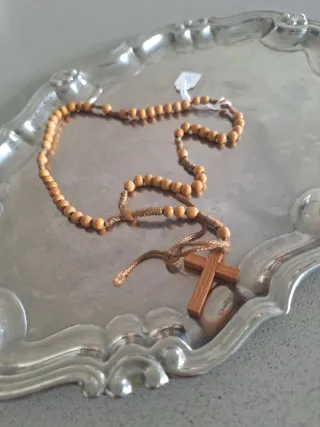 Rosario in legno con croce
