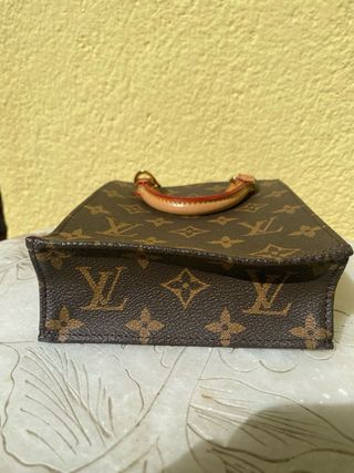 Louis Vuitton Petit Sac Plat Marrón