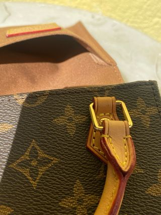 Louis Vuitton Petit Sac Plat Marrón