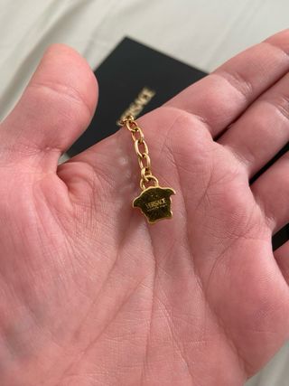 Collar Medusa Versace Dorado y Rosa