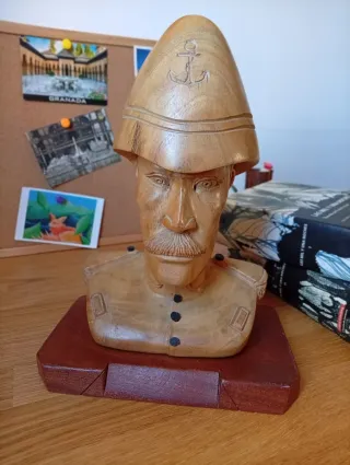 Talla de madera busto estilo colonial