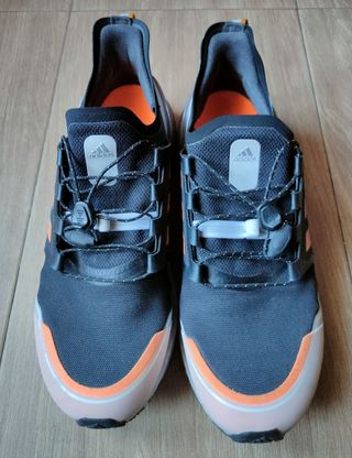 Adidas Ultraboost Winter. Talla 45. COMO NUEVAS.