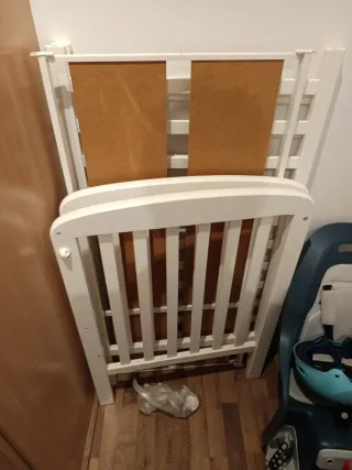Cuna de madera blanca desmontable