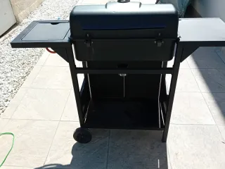 Barbacoa Gas Broiluck 4+1 Fuegos usada 3 veces